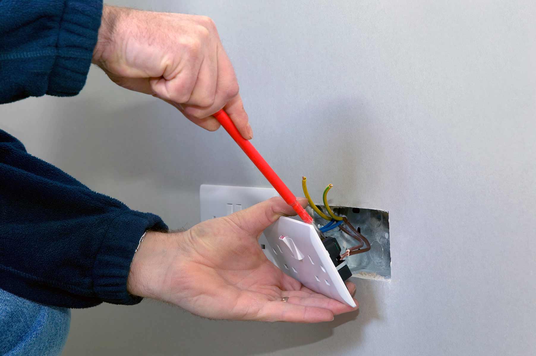 Our electricians can install plug sockets for domestic and commercial proeprties in Lytham St Annes and the local area. 